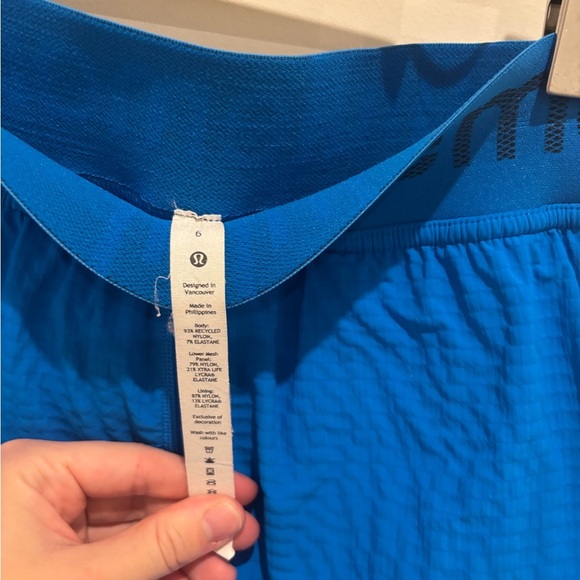 Lululemon Logo Waistband High-Rise Training Short - Picture 3 of 6